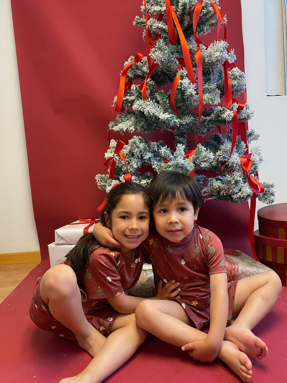 MERRY LITTLE