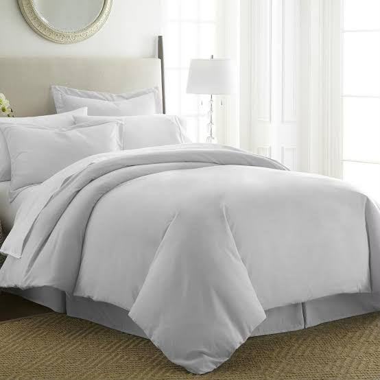 Set Cubreduvet 1800 1.5 Plazas - Simoné x Homebrands