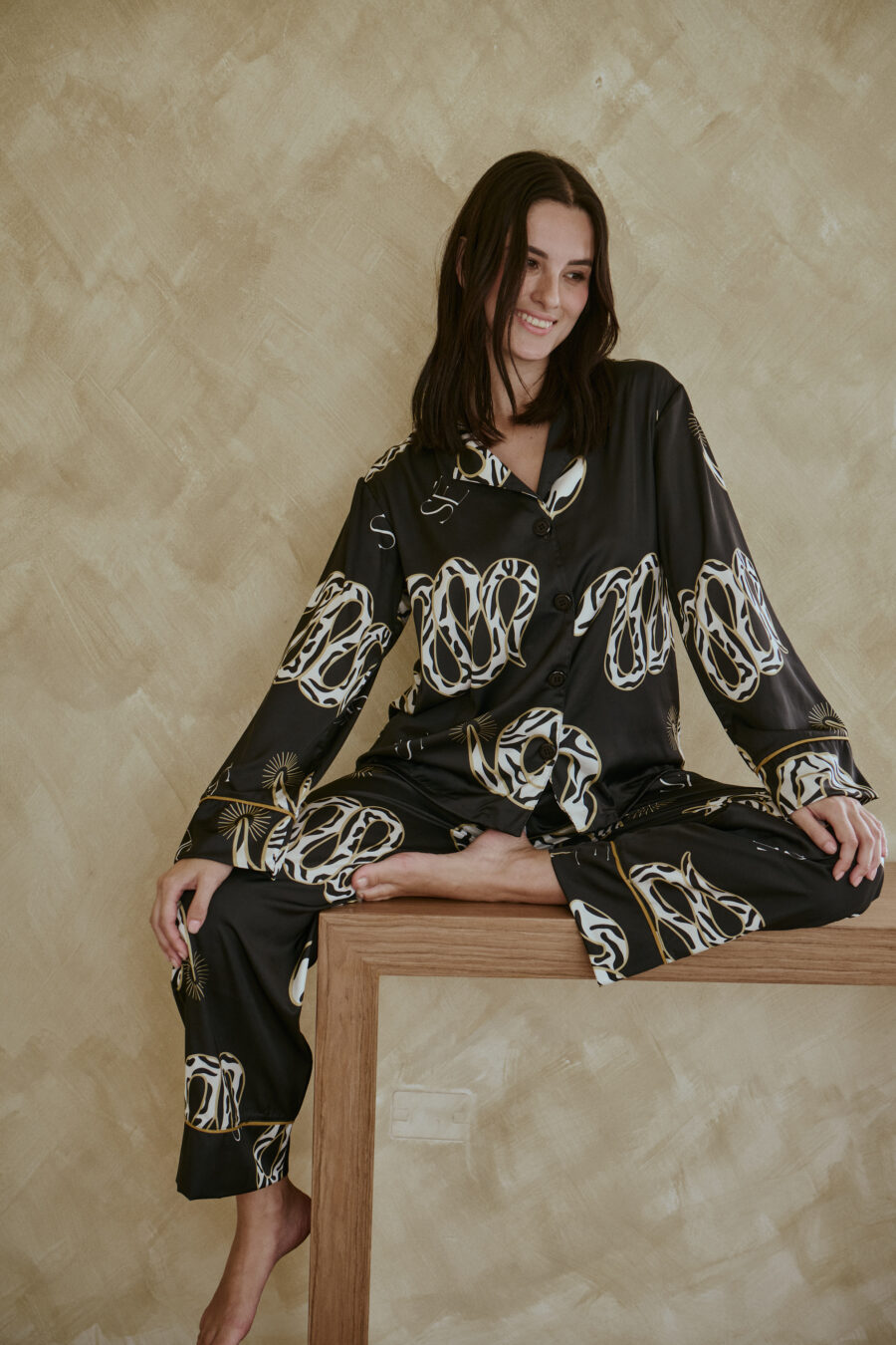 Deep Silky Snake Black - Imagen 4