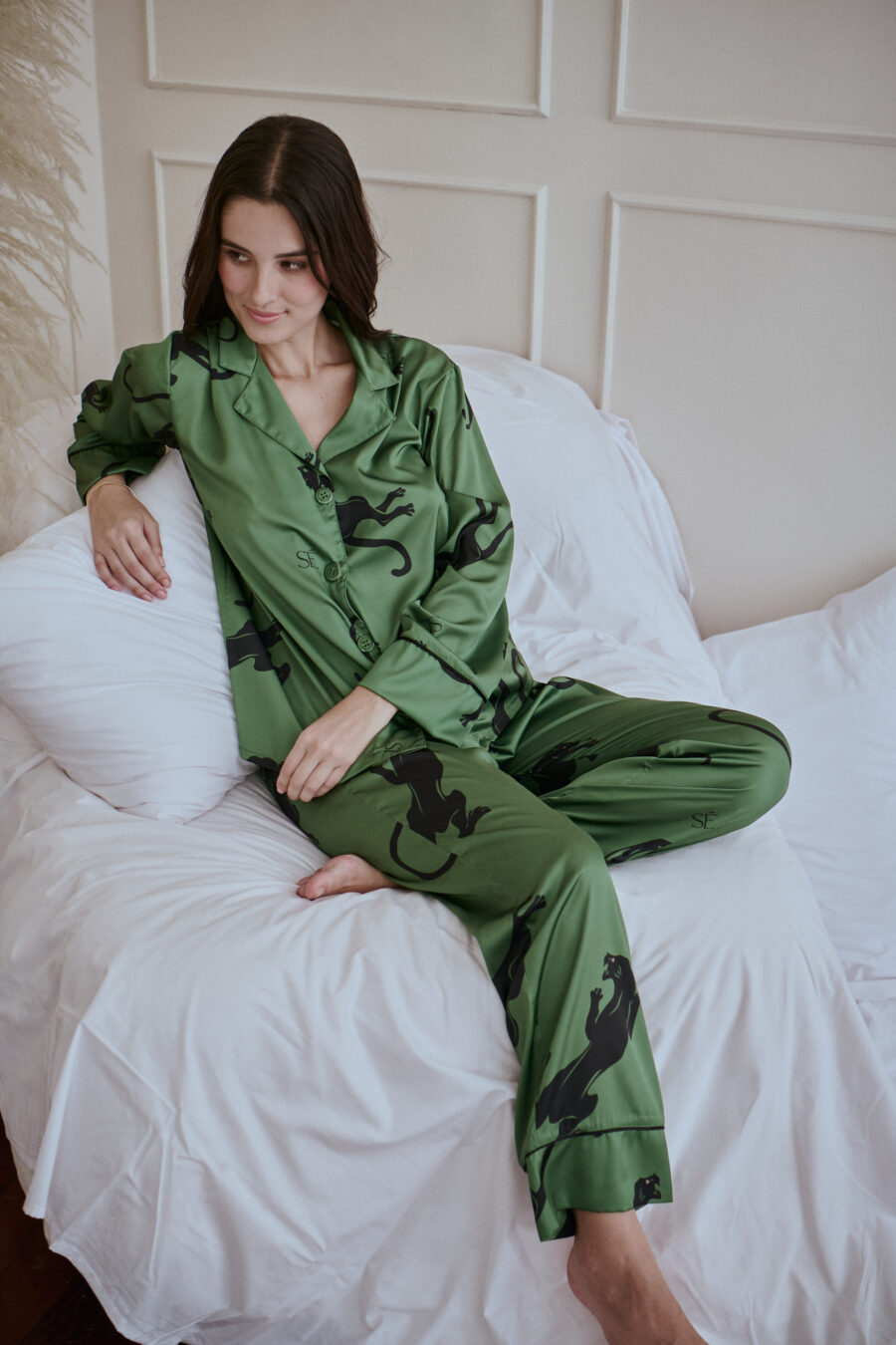 Silky Panther Greens